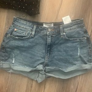 Levi High Rise shorts